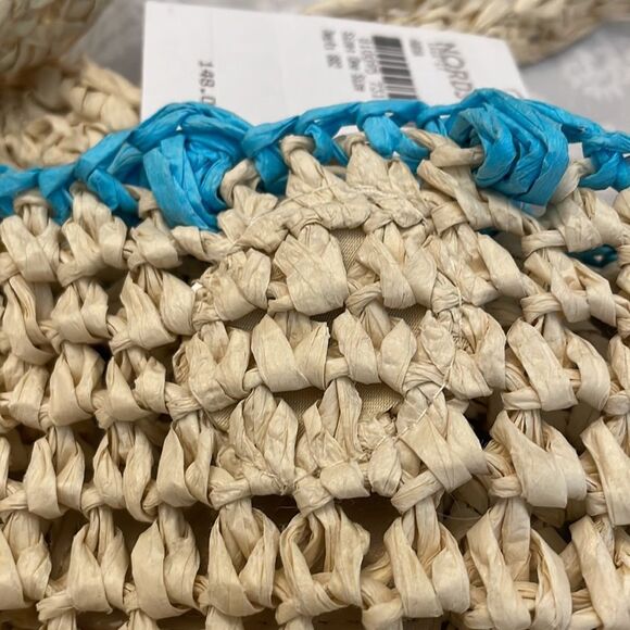 BTB Los Angeles LISBETH POMPOM STRAW TOTE IN AQUA OS NWT 148.00 - Picture 7 of 8